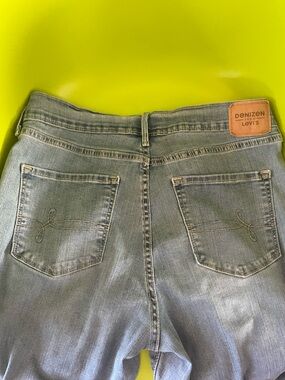 Denizen from Levi's Women's Light Wash  Jeans